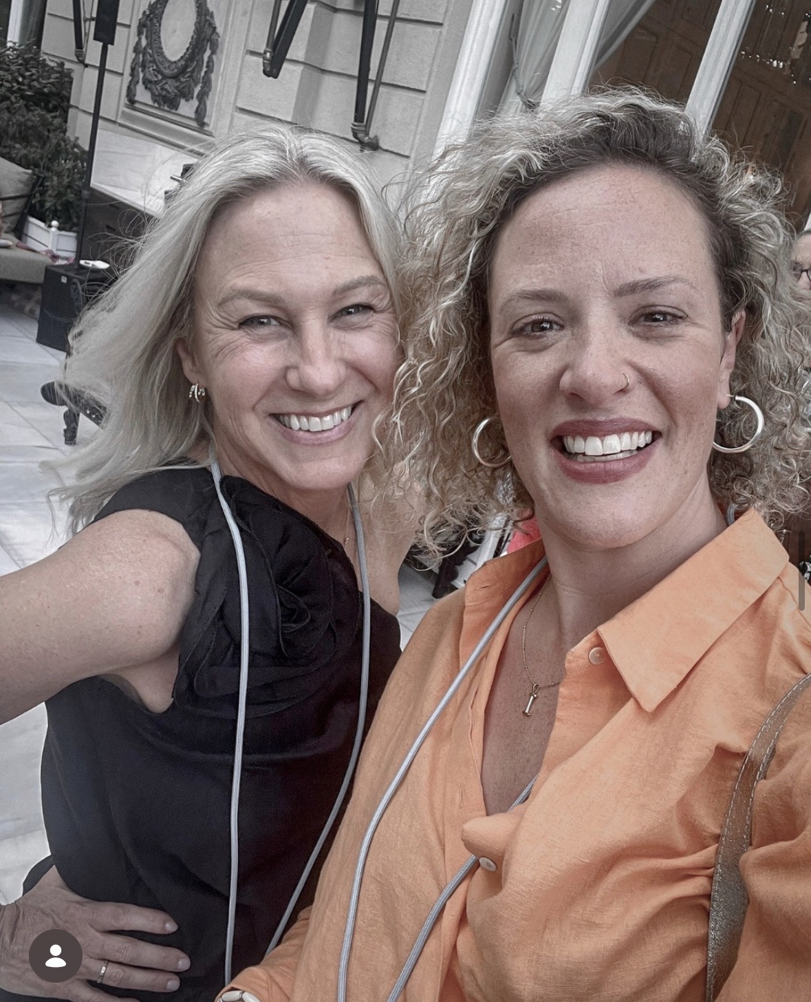 Courtyard catch-ups